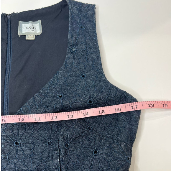 ECI DENIM Eyelet Flower Embroidered Detailing Mini V-Neck Sleeveless Dress Sz 4 - Picture 6 of 7